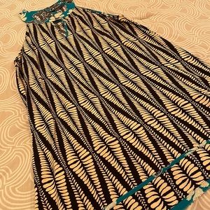 THML dress/tunic, black/tan pattern, rayon, hand wash, L